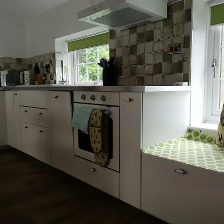 The Mews In Westmorland, Near Lake District Without Lakes Prices Holiday home